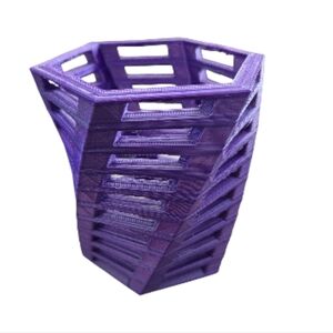 3D PRINTED SPIRAL HEX VASE. VARIOUS COLORS.
